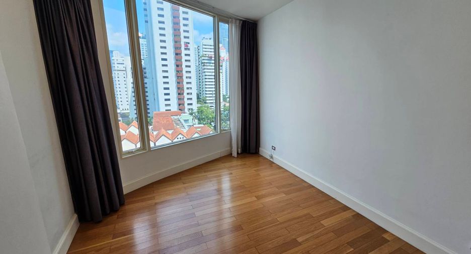 Wohnung zur Miete mit 3 Zimmer in Watthana, Bangkok
