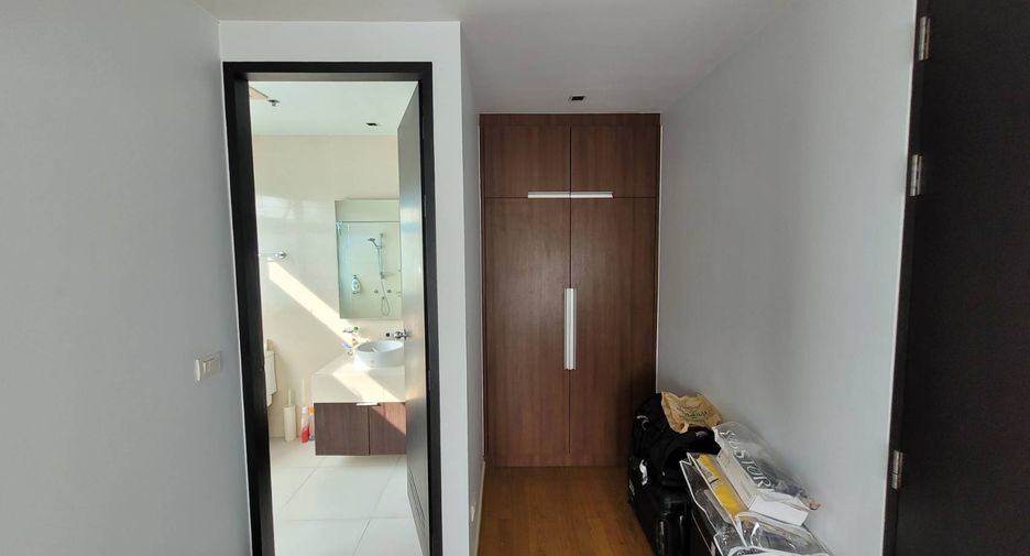 Condo en alquiler de 2 habitaciones en Khlong Toei, Bangkok