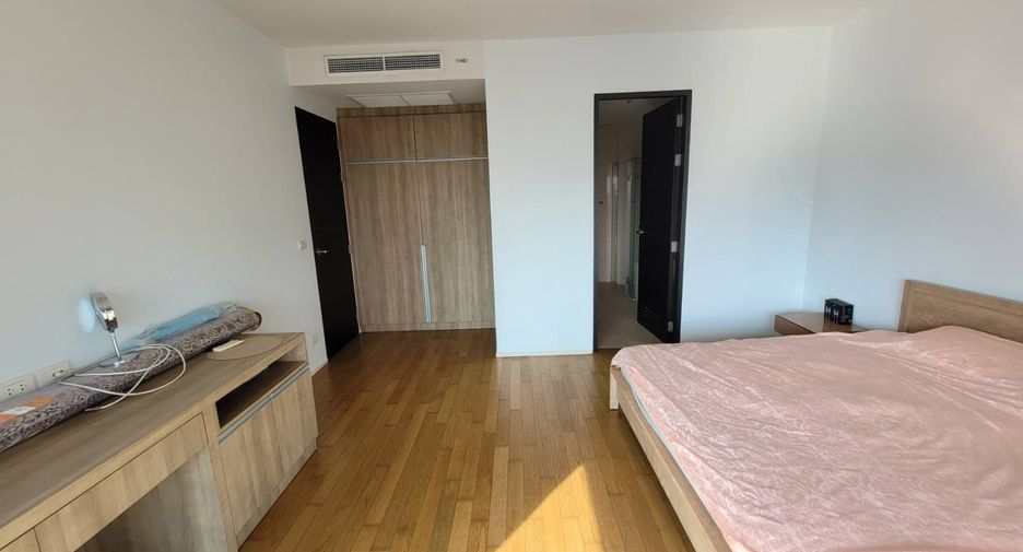 Condo en alquiler de 2 habitaciones en Khlong Toei, Bangkok