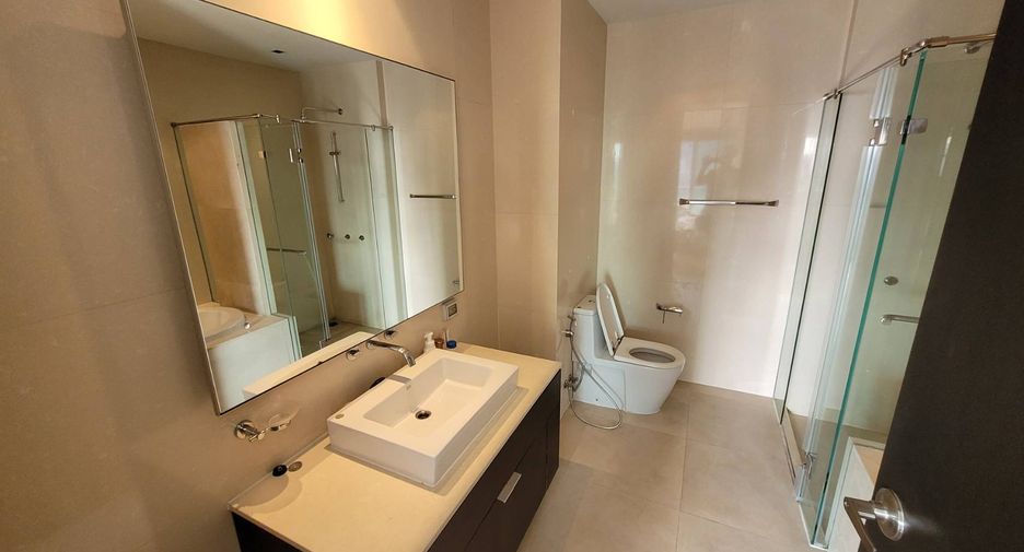 Condo en alquiler de 2 habitaciones en Khlong Toei, Bangkok