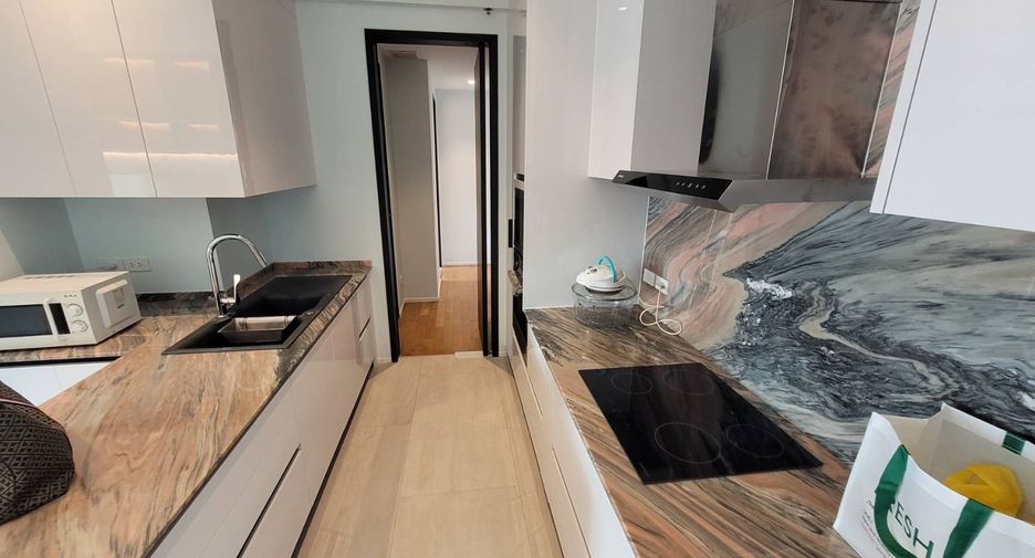 Condo en alquiler de 2 habitaciones en Khlong Toei, Bangkok