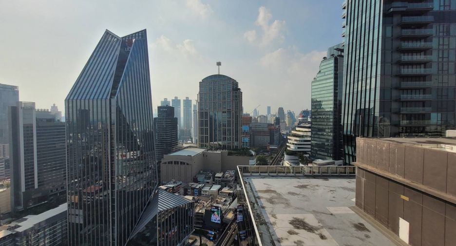 Condo en alquiler de 2 habitaciones en Khlong Toei, Bangkok
