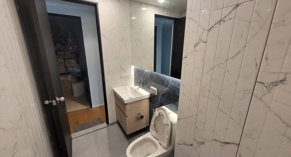 Condo en alquiler de 2 habitaciones en Khlong Toei, Bangkok