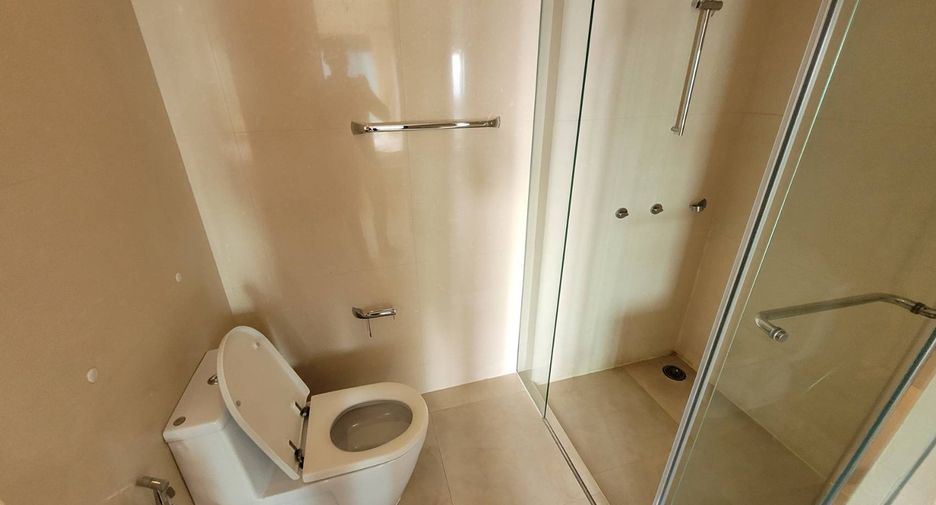 Condo en alquiler de 2 habitaciones en Khlong Toei, Bangkok