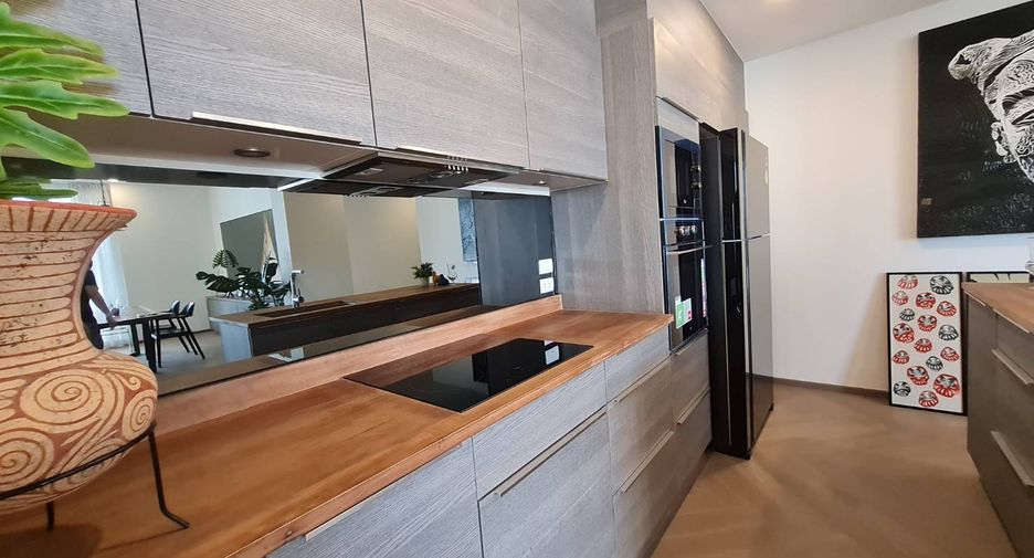 For rent and for sale 1 bed condo in Watthana, Bangkok
