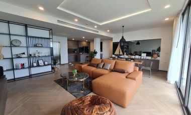 For rent and for sale 1 bed condo in Watthana, Bangkok