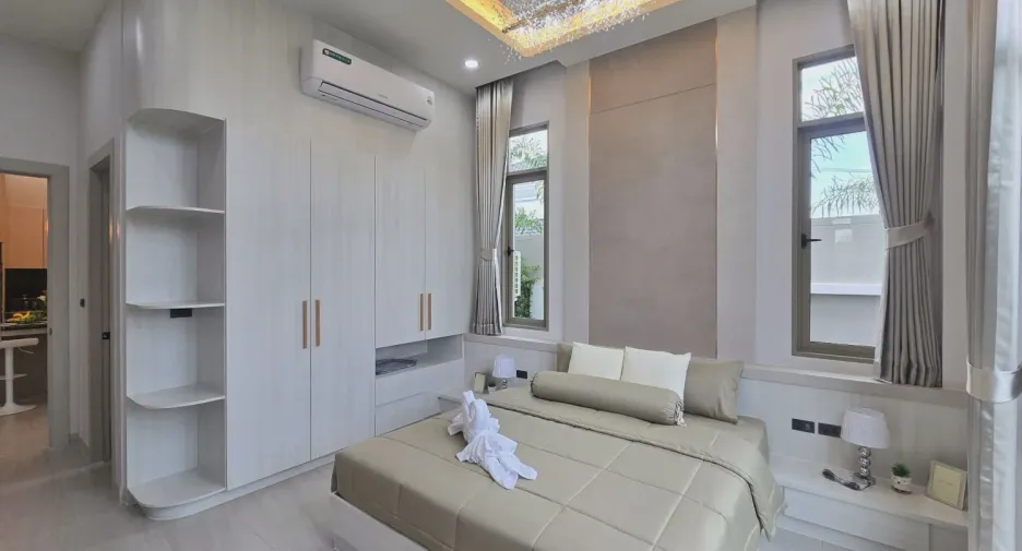 For sale 4 bedrooms villa in Bang Lamung, Chonburi