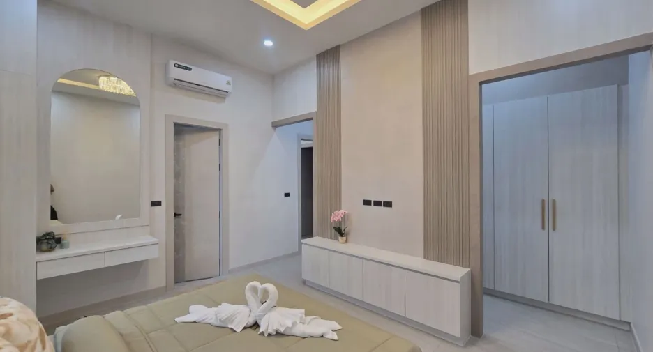 For sale 4 bedrooms villa in Bang Lamung, Chonburi