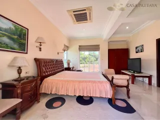 À vendre 4 chambres villa à Bang Lamung, Chonburi