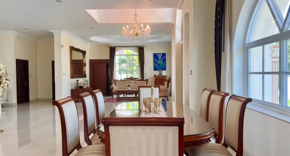À vendre 4 chambres villa à Bang Lamung, Chonburi