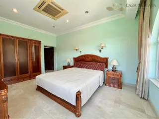 À vendre 4 chambres villa à Bang Lamung, Chonburi