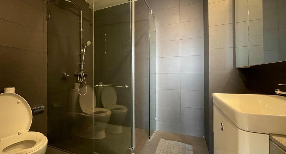 Condo en alquiler de 2 habitaciones en Pathum Wan, Bangkok