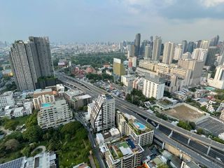 Condo en alquiler de 2 habitaciones en Pathum Wan, Bangkok