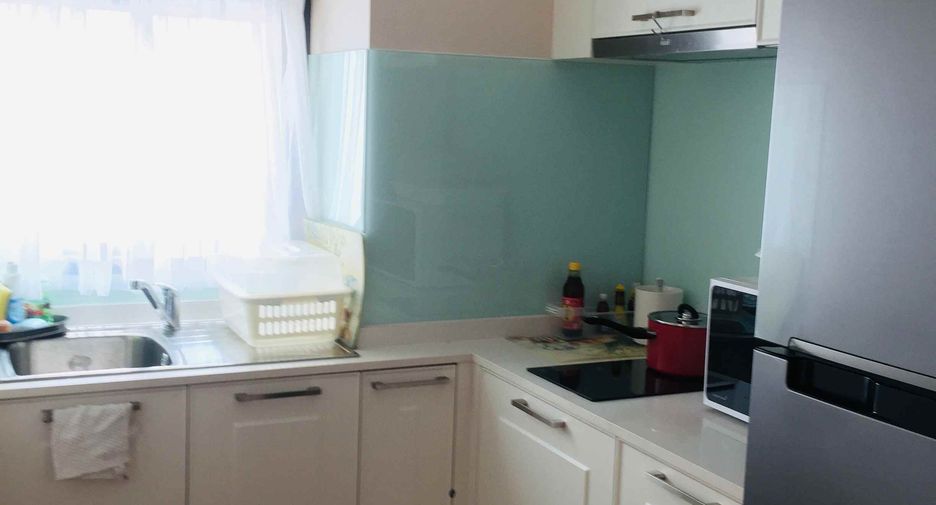 For rent 2 bedrooms condo in Phra Khanong, Bangkok