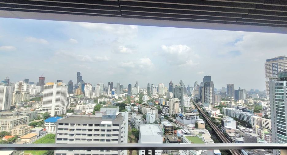 For rent 2 ベッドルーム condo in Khlong Toei, Bangkok