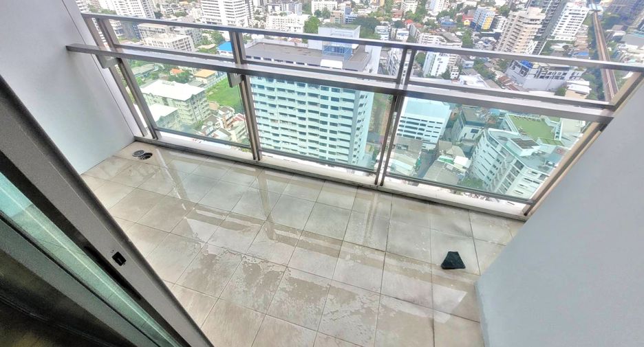 For rent 2 ベッドルーム condo in Khlong Toei, Bangkok