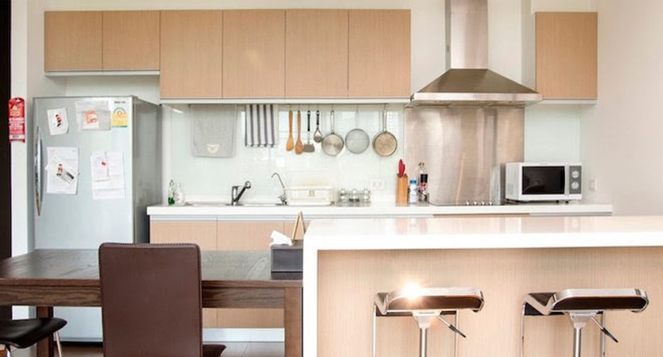 For rent 1 bed condo in Khlong Toei, Bangkok