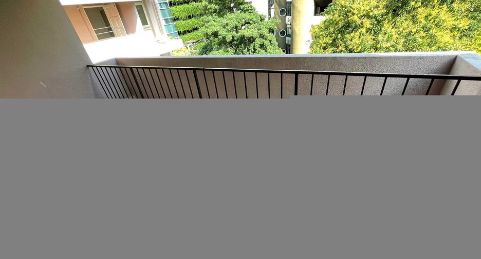 À louer 5 chambres condo à Pathum Wan, Bangkok