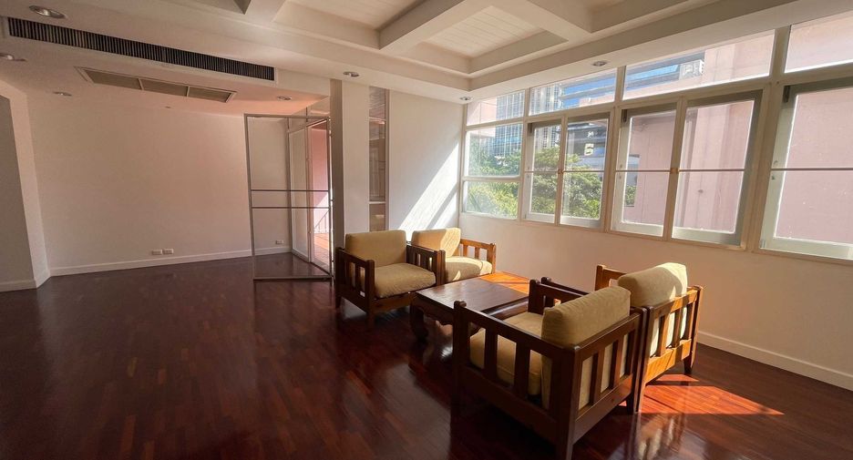À louer 5 chambres condo à Pathum Wan, Bangkok