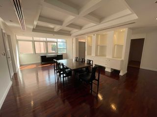 À louer 5 chambres condo à Pathum Wan, Bangkok