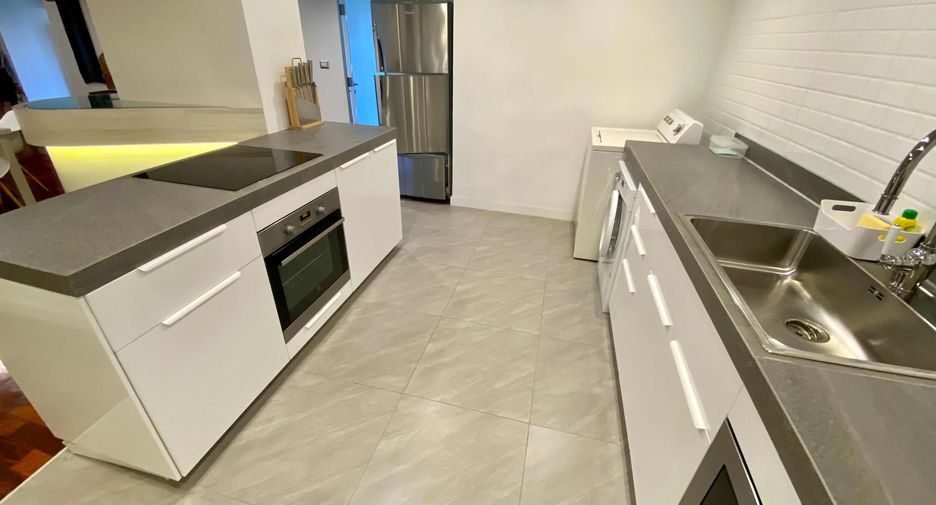 For rent 3 ベッドルーム condo in Pathum Wan, Bangkok