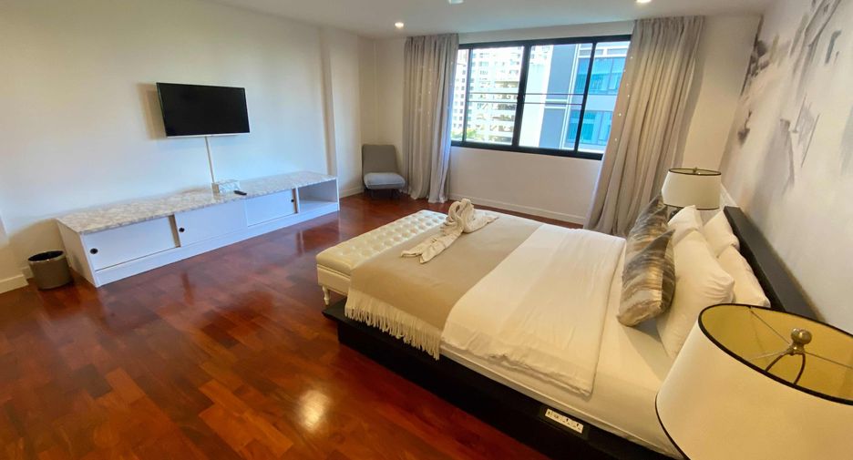 For rent 3 ベッドルーム condo in Pathum Wan, Bangkok