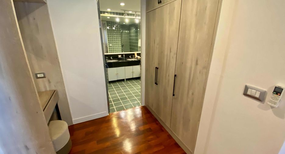 For rent 3 ベッドルーム condo in Pathum Wan, Bangkok