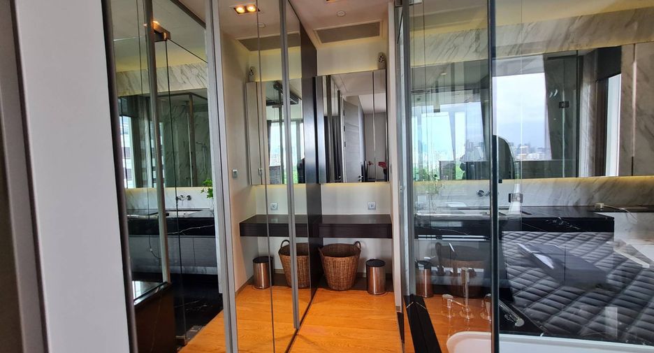 À louer et à vendre 1 chambre condo à Sathon, Bangkok
