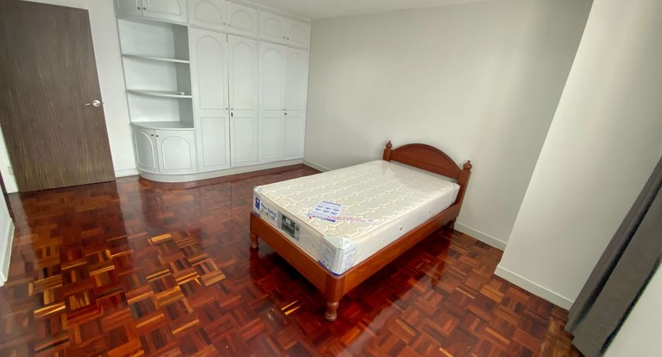 Condo en alquiler de 2 habitaciones en Khlong Toei, Bangkok