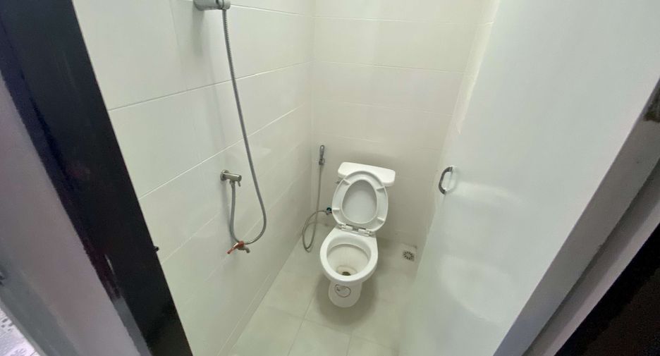 Condo en alquiler de 2 habitaciones en Khlong Toei, Bangkok