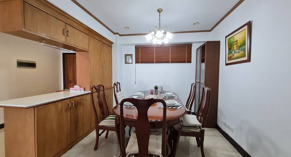 ให้เช่า 3 ห้องนอน คอนโด ใน วัฒนา, กรุงเทพฯ