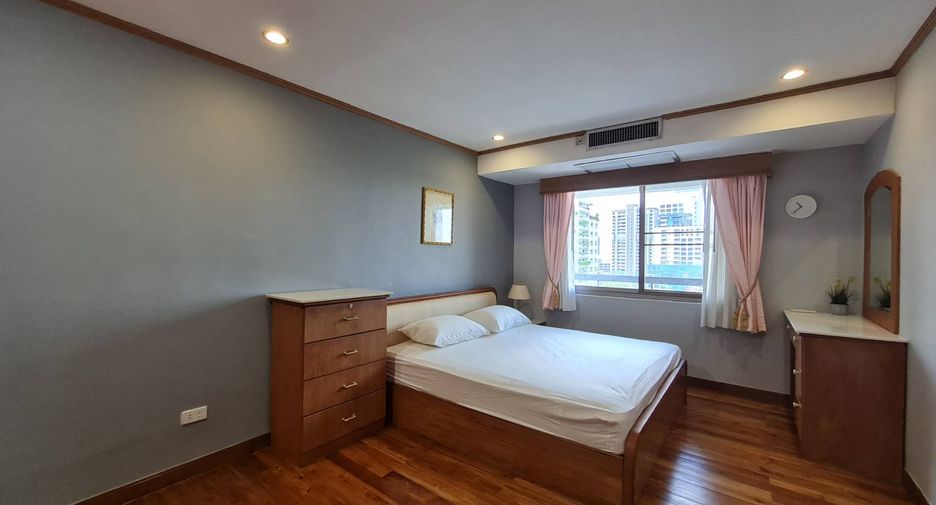 ให้เช่า 3 ห้องนอน คอนโด ใน วัฒนา, กรุงเทพฯ