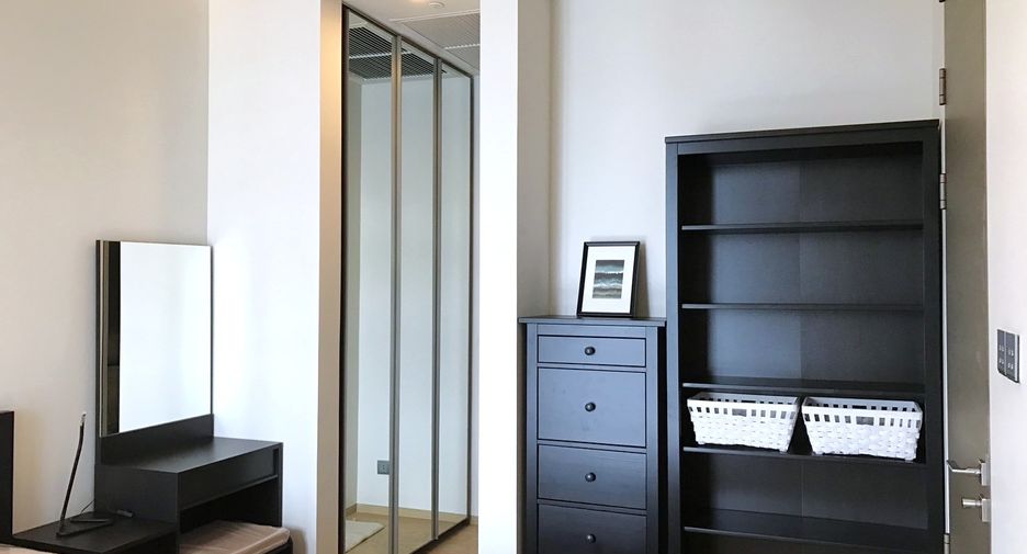 For rent 1 bed condo in Sathon, Bangkok