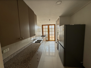 For rent 2 ベッドルーム condo in Yan Nawa, Bangkok