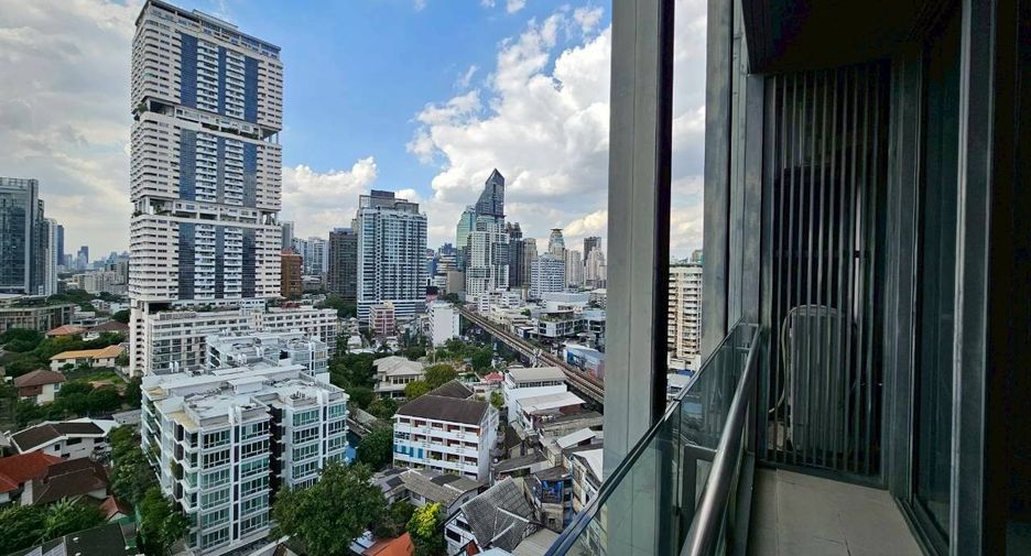 For rent and for sale 1 bed condo in Khlong Toei, Bangkok
