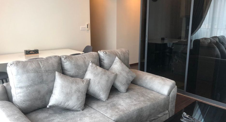 For rent 2 bedrooms condo in Watthana, Bangkok