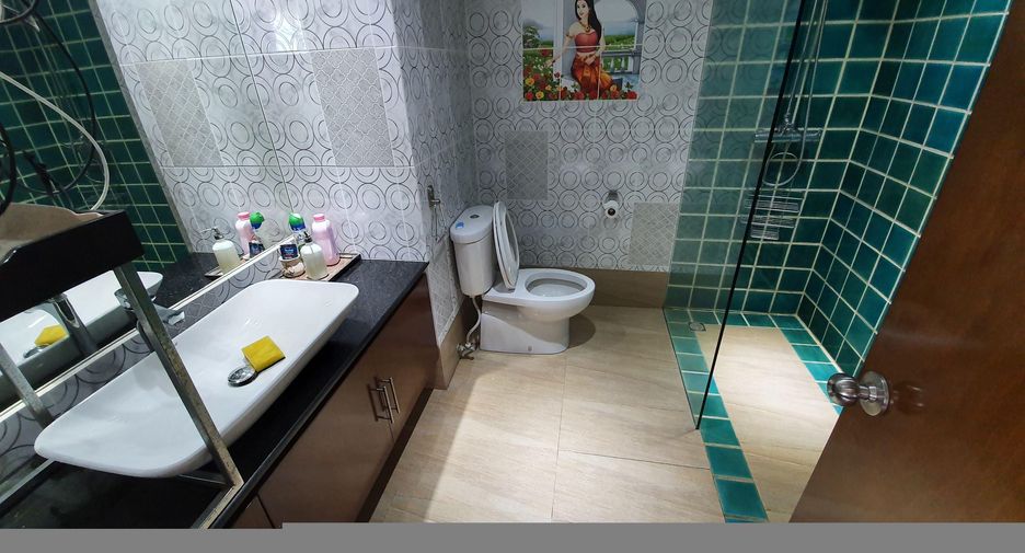 Wohnung zur Miete und zum Kauf mit 2 Zimmer in Phra Khanong, Bangkok