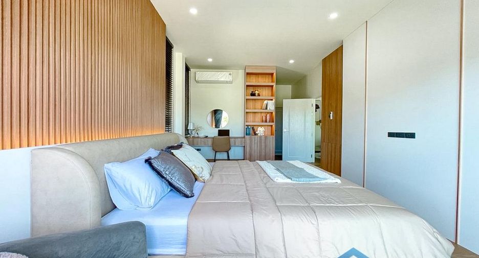 For sale 4 bedrooms house in Huay Yai, Pattaya