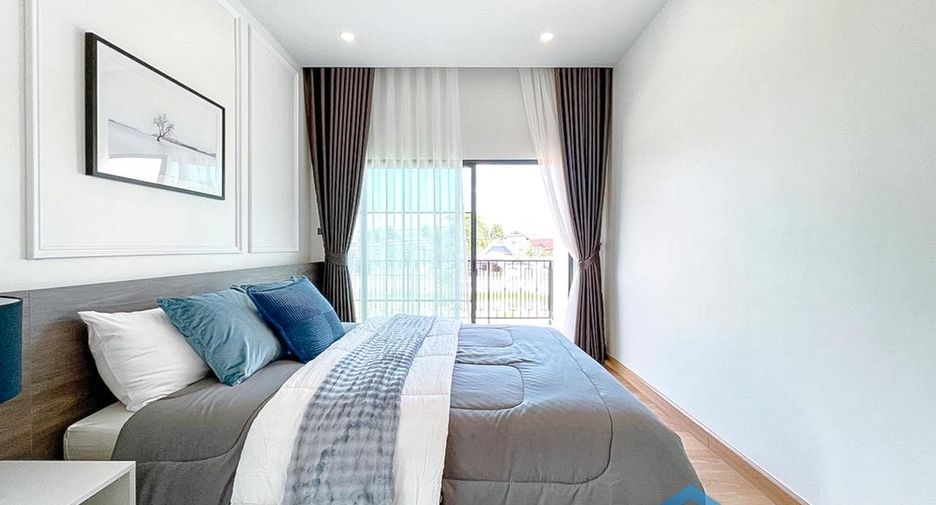 For sale 4 bedrooms house in Huay Yai, Pattaya