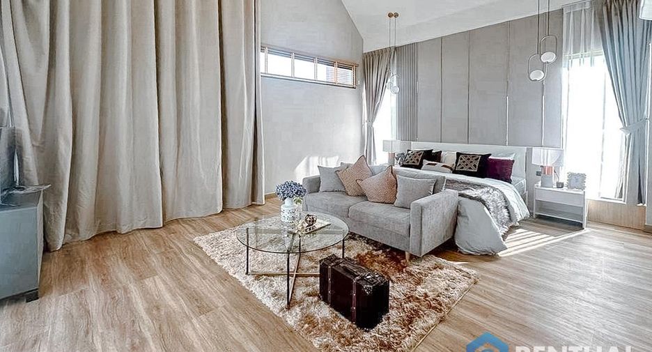 For sale 4 bedrooms house in Bang Lamung, Chonburi
