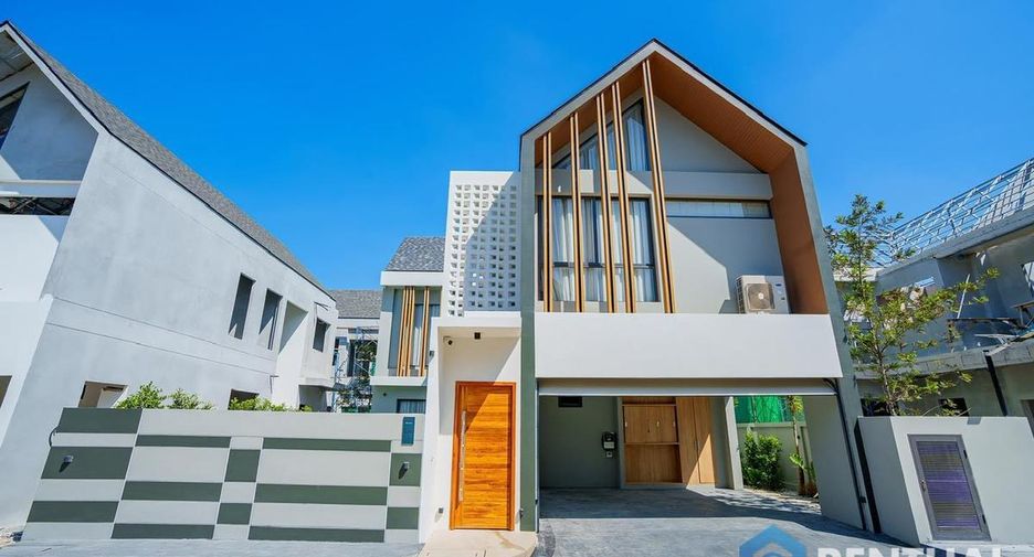 For sale 4 bedrooms house in Bang Lamung, Chonburi