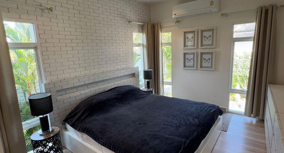 For sale 5 bedrooms villa in Thalang, Phuket