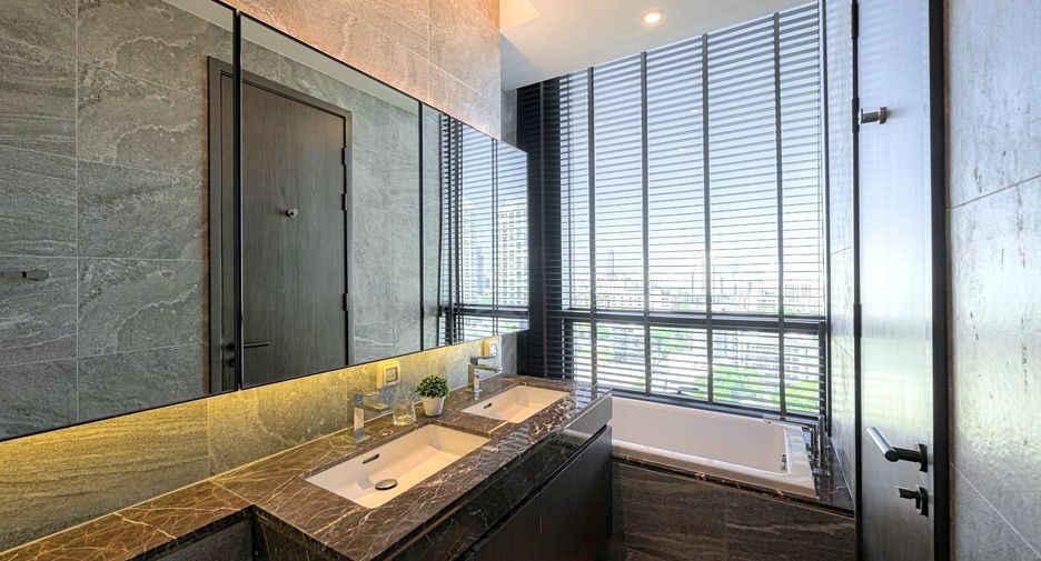 Wohnung zur Miete mit 2 Zimmer in Khlong Toei, Bangkok