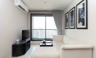 Condo en alquiler de 2 habitaciones en Khlong Toei, Bangkok