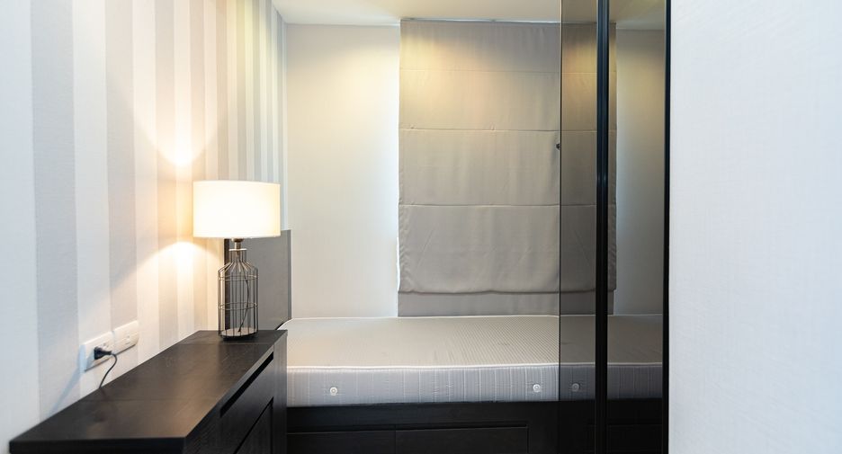 Condo en alquiler de 2 habitaciones en Khlong Toei, Bangkok
