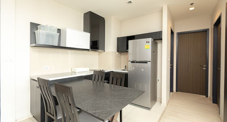 Condo en alquiler de 2 habitaciones en Khlong Toei, Bangkok