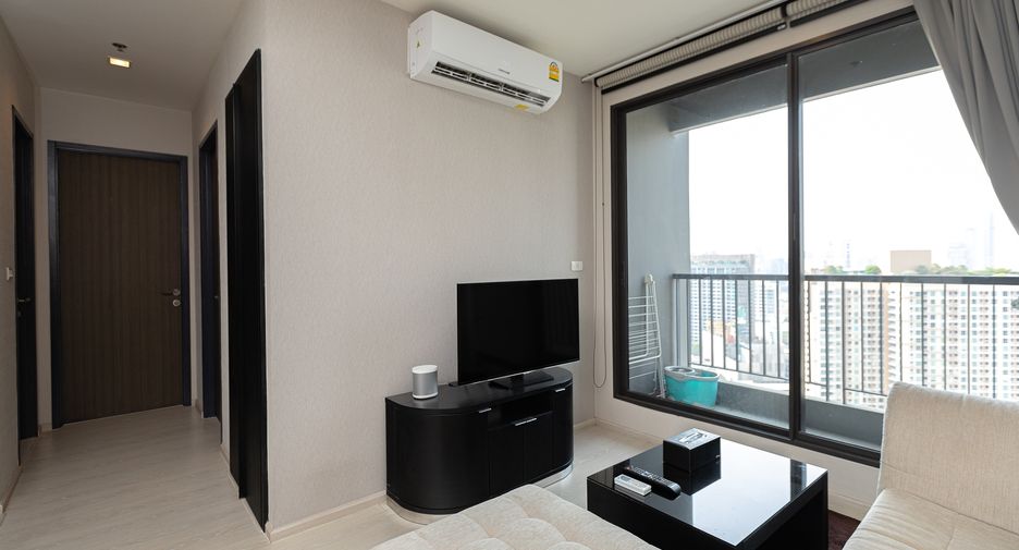 Condo en alquiler de 2 habitaciones en Khlong Toei, Bangkok