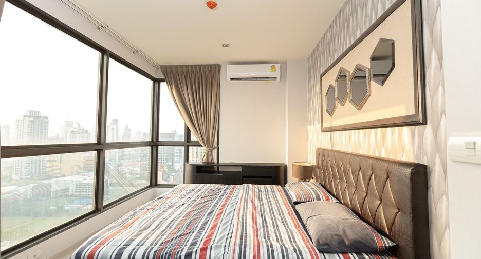 Condo en alquiler de 2 habitaciones en Khlong Toei, Bangkok