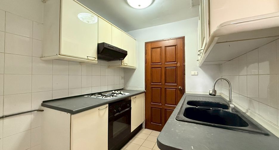 Condo en alquiler de 2 habitaciones en Watthana, Bangkok