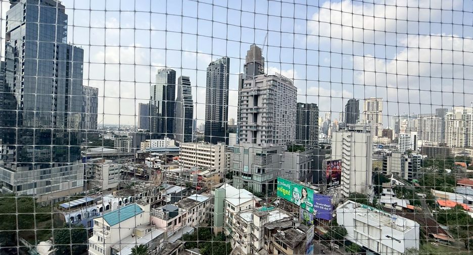 Condo en alquiler de 2 habitaciones en Watthana, Bangkok